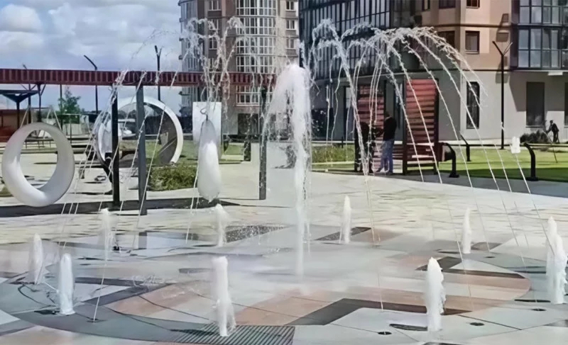 Торжественное открытие сухого фонтана