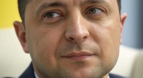 Зеленский и британский замок: что стоит за слухами о будущем главы киевского режима