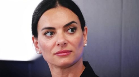 Исинбаева под прицелом налоговиков: почему олимпийская чемпионка скрывает 1,5 миллиона