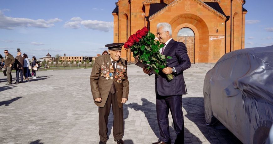 Абрам Овеян