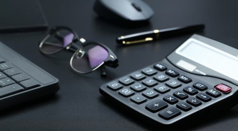 Новые налоговые ставки для ИП и самозанятых – сколько теперь платить в 2025 году