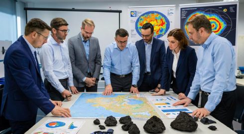 Ученые объяснили причины сейсмической активности на Санторини