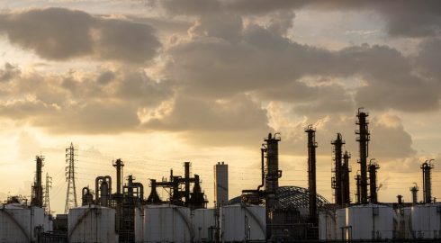 Обсуждают меры поддержки рынка – компании могут обязать перерабатывать от 40% нефти