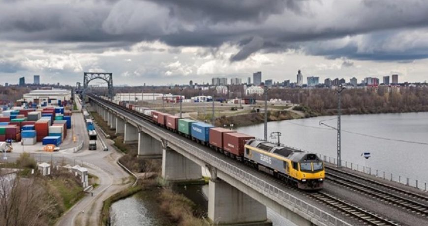 Литва угрожает блокадой